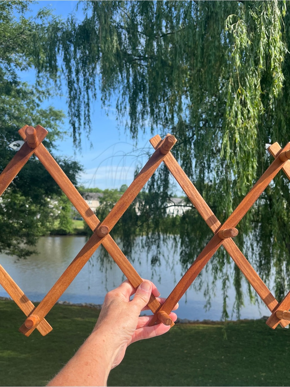 Vintage Wooden Expandable Peg Rack - Natural Brown